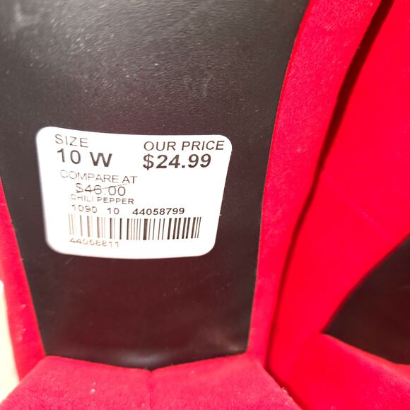 NWOT Chili Pepper 10 W Women's Flat Shoe Closed Toe 10W Wide New No Box - Picture 6 of 8